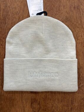 Lululemon warm revelation beanie Heathered Bone